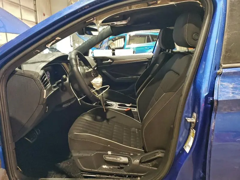 2024 VOLKSWAGEN JETTA SPORT  