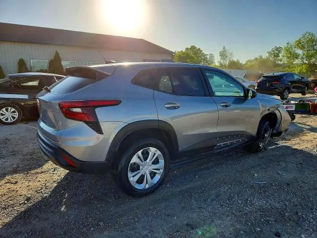 2025 CHEVROLET TRAX LS  