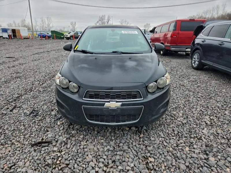 2015 CHEVROLET SONIC LT  