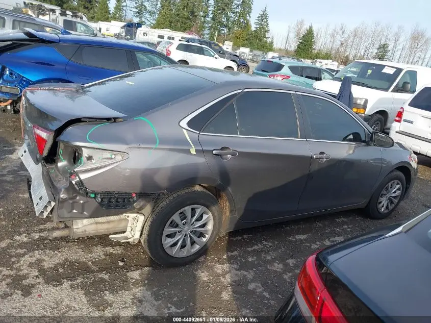 2016 TOYOTA CAMRY LE