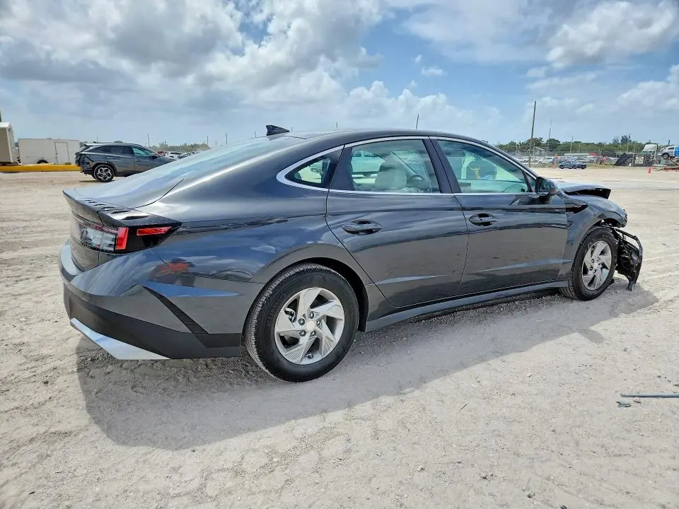 2026 HYUNDAI SONATA SE  