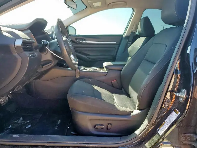 2021 NISSAN ALTIMA SV  