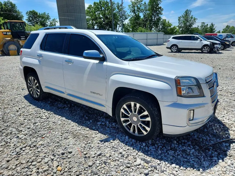 2017 GMC TERRAIN DENALI  