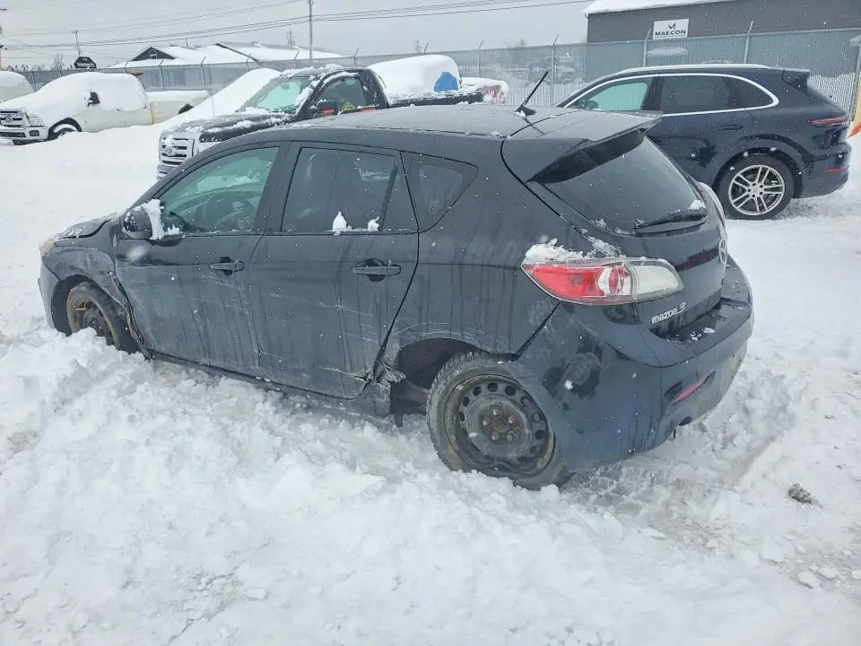 2010 MAZDA 3 S  