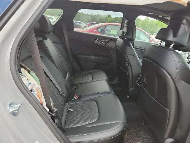 2024 KIA SPORTAGE X-PRO  