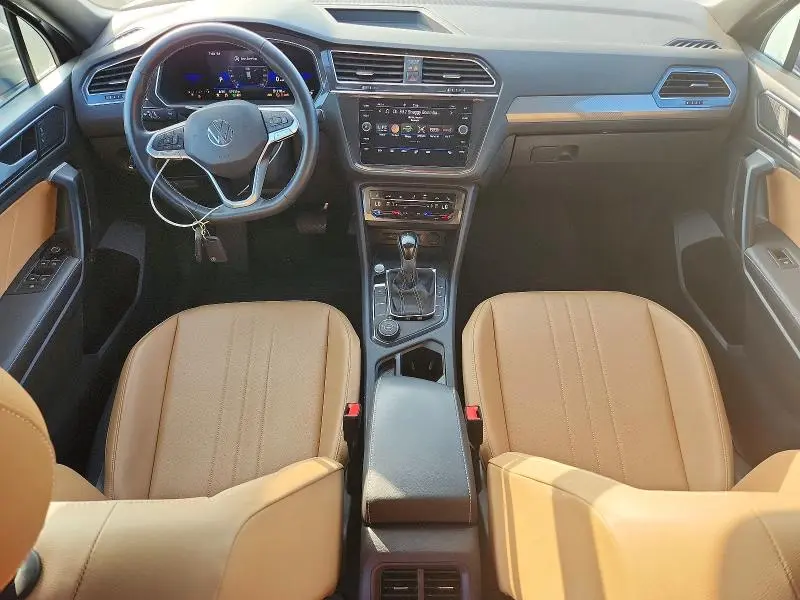 2022 VOLKSWAGEN TIGUAN SE  