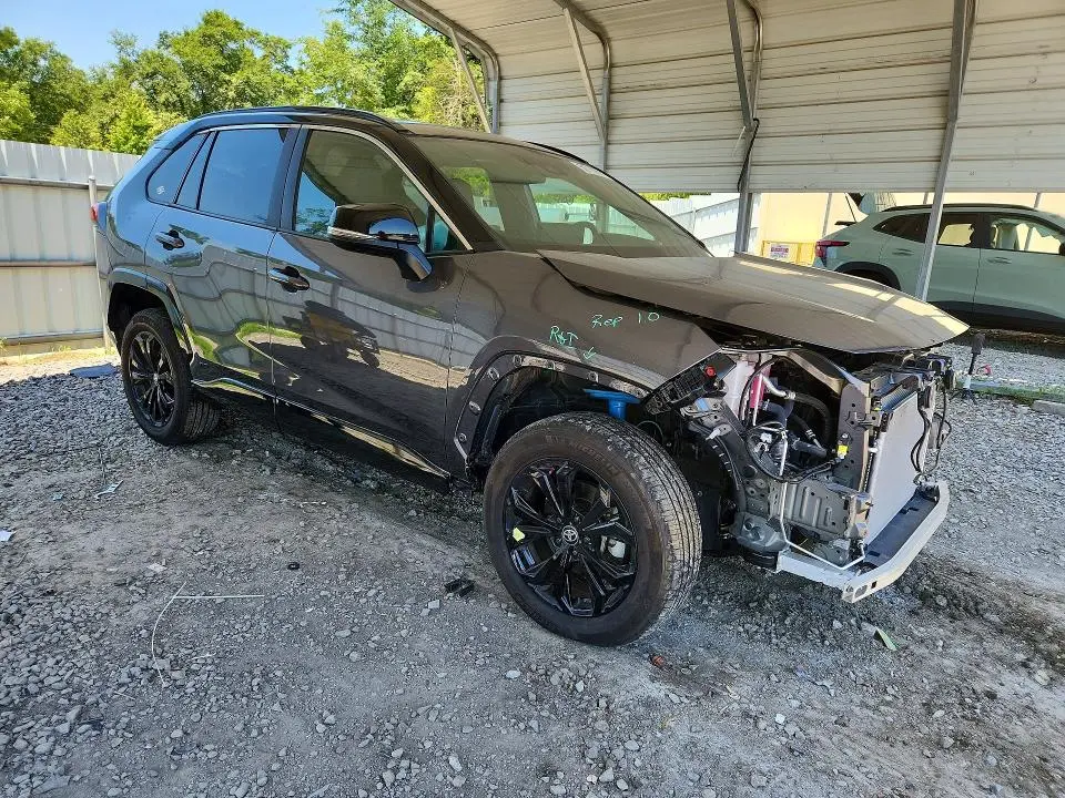 2024 TOYOTA RAV4 XSE  