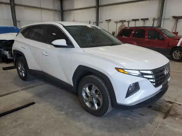 2022 HYUNDAI TUCSON SE  