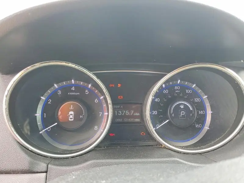 2011 HYUNDAI SONATA GLS  