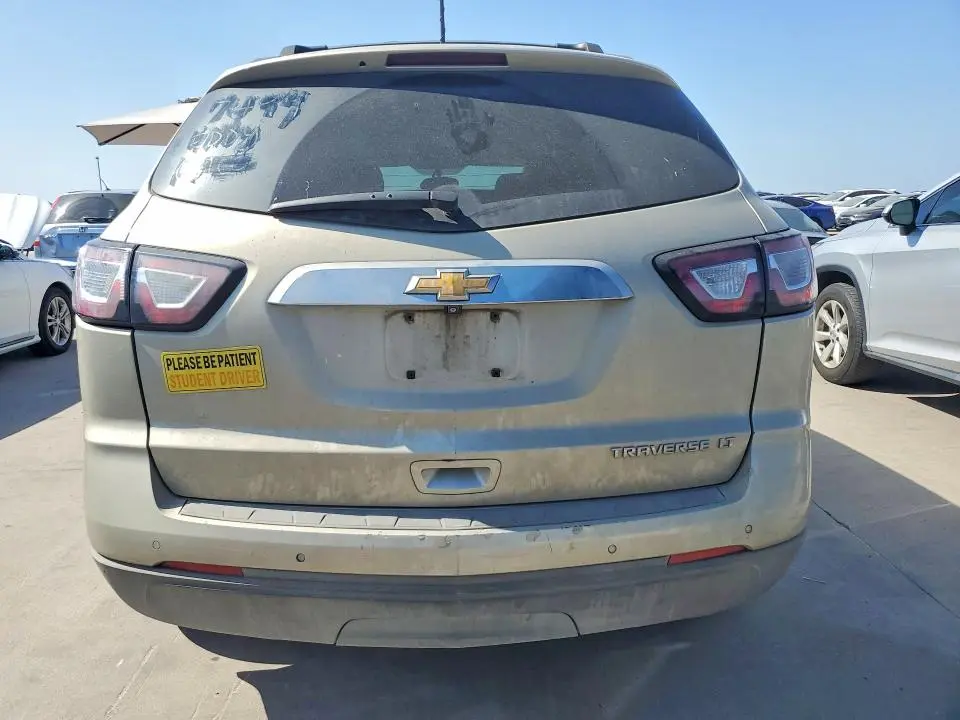 2013 CHEVROLET TRAVERSE LT  