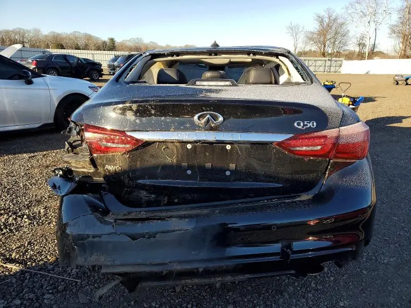 2022 INFINITI Q50 LUXE  