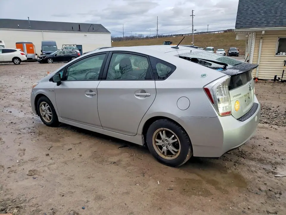 2011 TOYOTA PRIUS TWO  
