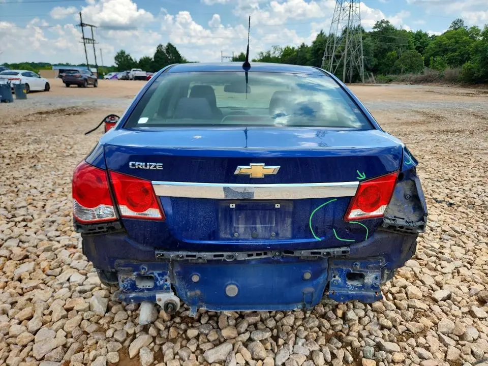 2013 CHEVROLET CRUZE LS  