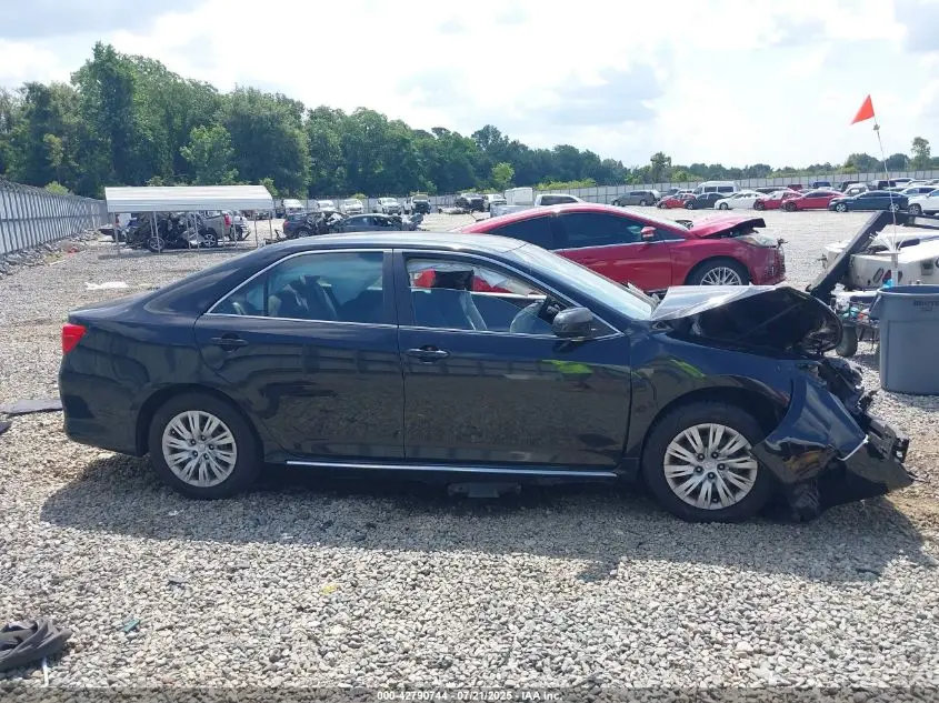 2014 TOYOTA CAMRY LE