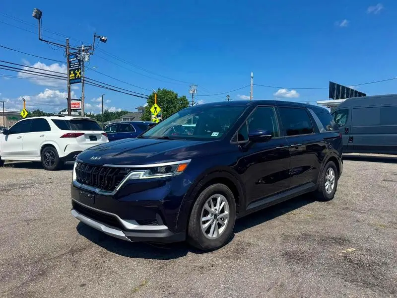 2022 KIA CARNIVAL LX  