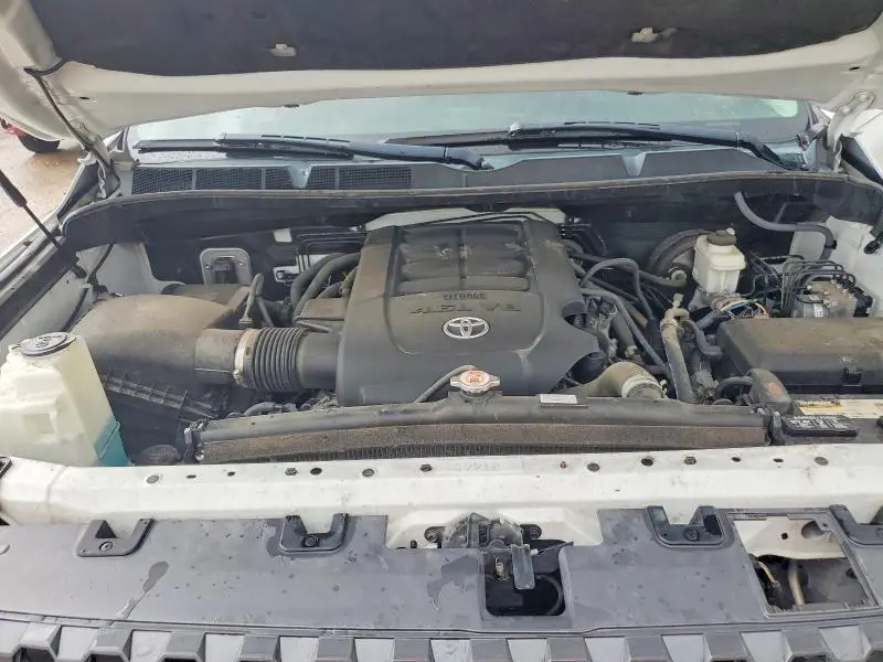 2019 TOYOTA TUNDRA CREWMAX SR5  