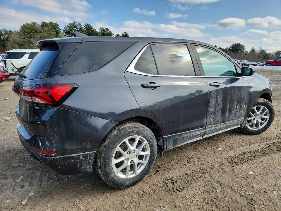 2022 CHEVROLET EQUINOX LT  