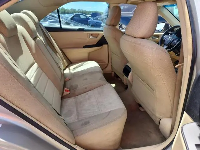 2016 TOYOTA CAMRY LE  