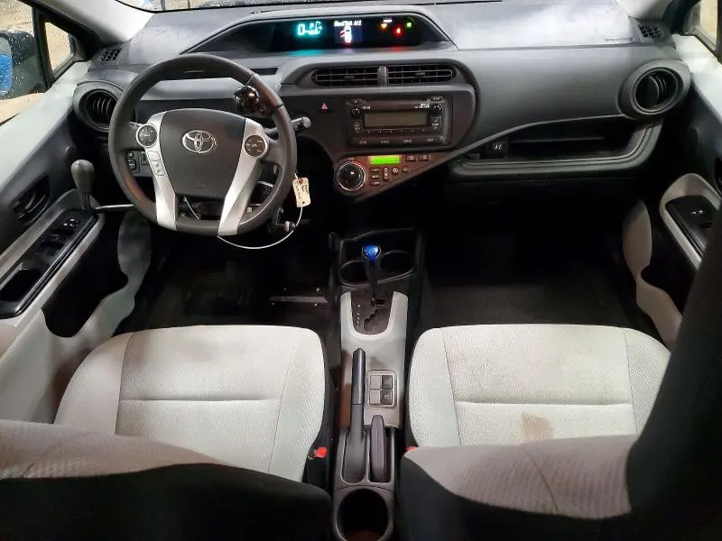 2013 TOYOTA PRIUS C ONE  