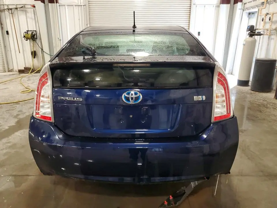 2013 TOYOTA PRIUS TWO  