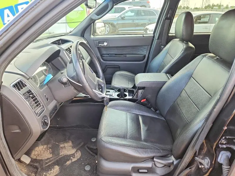 2011 FORD ESCAPE LIMITED  