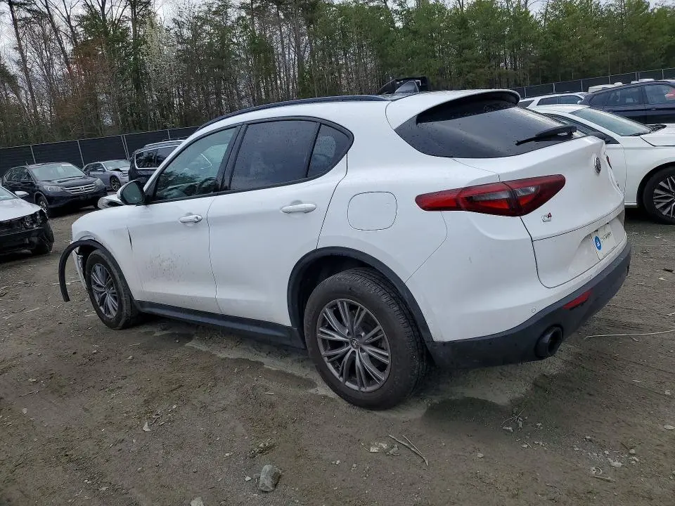 2023 ALFA ROMEO STELVIO SPRINT  