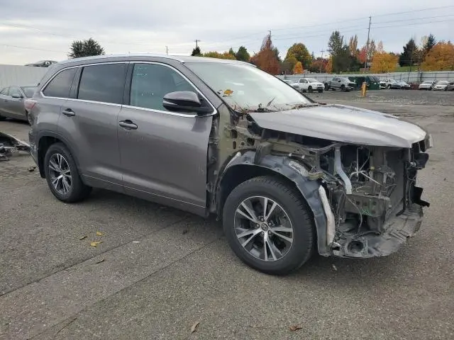 2016 TOYOTA HIGHLANDER XLE  