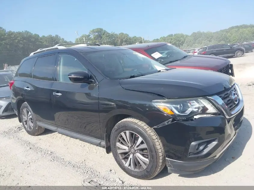 2017 NISSAN PATHFINDER SV