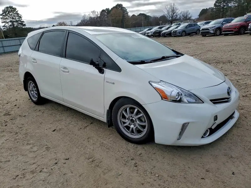 2014 TOYOTA PRIUS V   