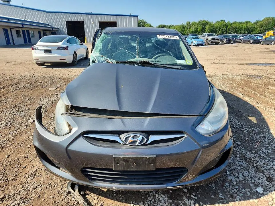 2012 HYUNDAI ACCENT GLS  