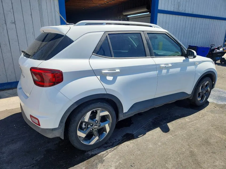 2024 HYUNDAI VENUE SEL  
