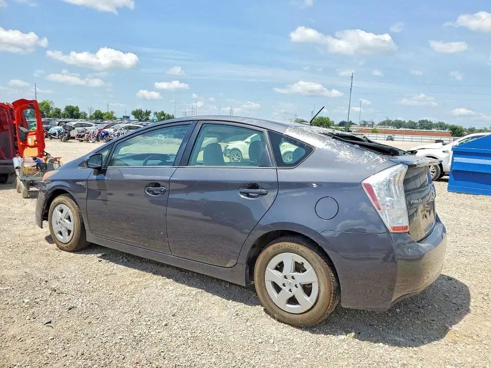 2011 TOYOTA PRIUS TWO  