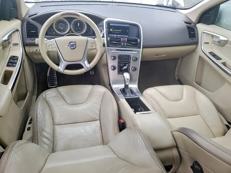 2013 VOLVO XC60 3.2  