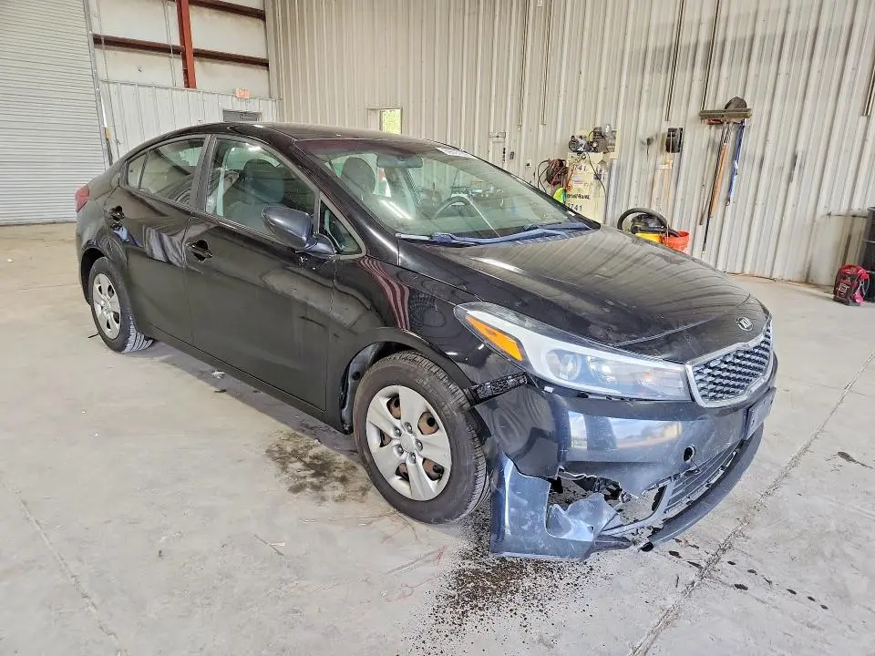 2018 KIA FORTE LX  