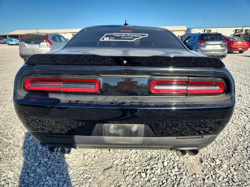 2016 DODGE CHALLENGER SXT  