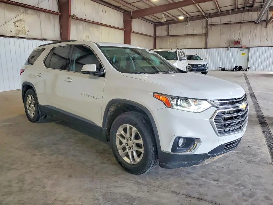 2020 CHEVROLET TRAVERSE LT  