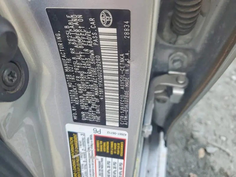 2016 TOYOTA CAMRY LE  