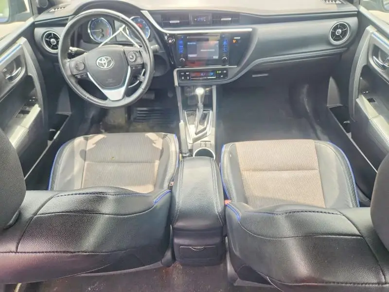 2017 TOYOTA COROLLA SE  