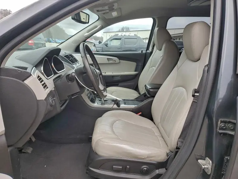 2011 CHEVROLET TRAVERSE LTZ  