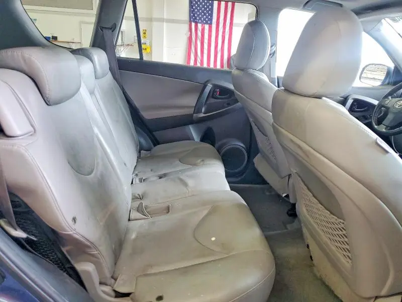 2010 TOYOTA RAV4 LIMITED  