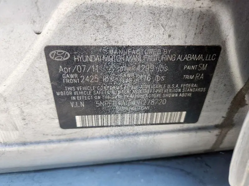 2011 HYUNDAI SONATA GLS  