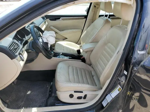 2017 VOLKSWAGEN PASSAT SEL PREMIUM  