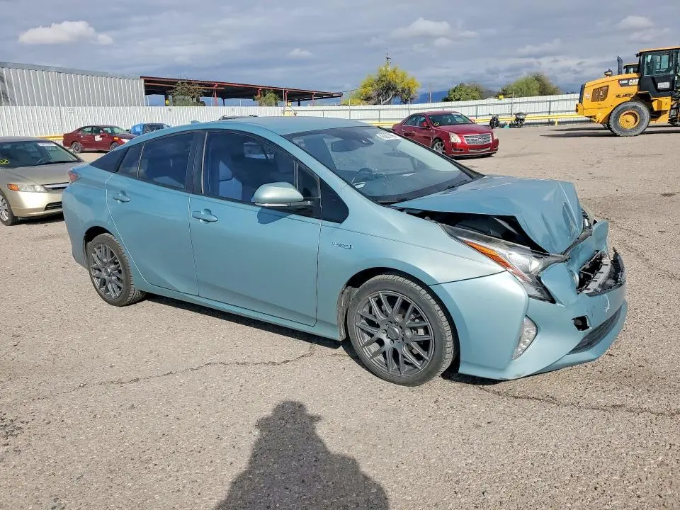 2016 TOYOTA PRIUS FOUR TOURING  