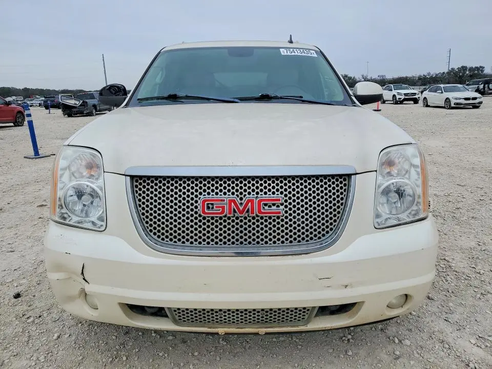 2012 GMC YUKON XL DENALI  
