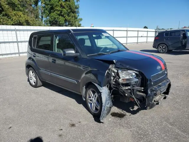 2010 KIA SOUL +  