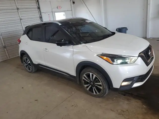 2019 NISSAN KICKS S