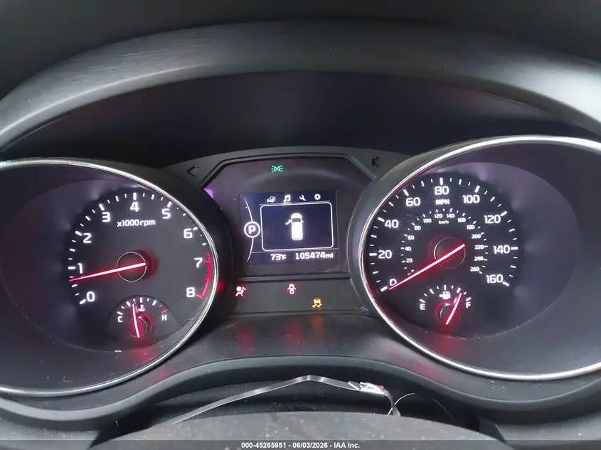 2017 KIA SEDONA LX