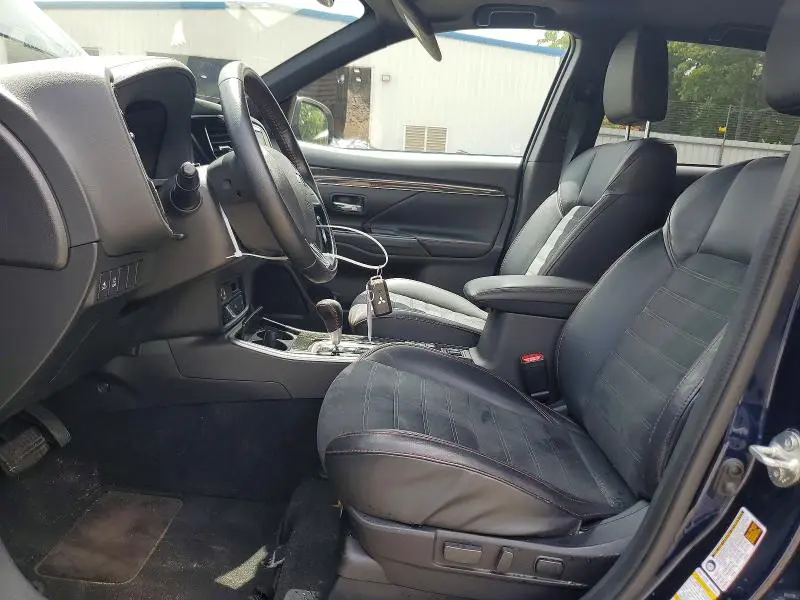 2020 MITSUBISHI OUTLANDER SE  