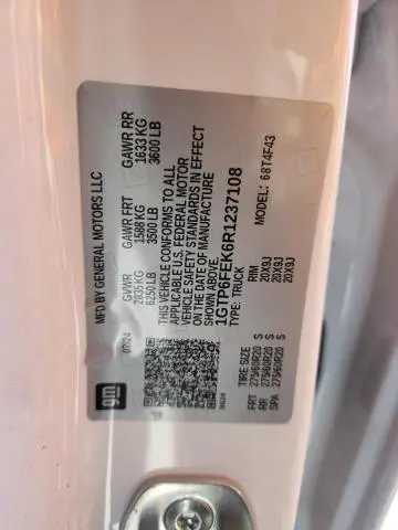 2024 GMC CANYON DENALI  