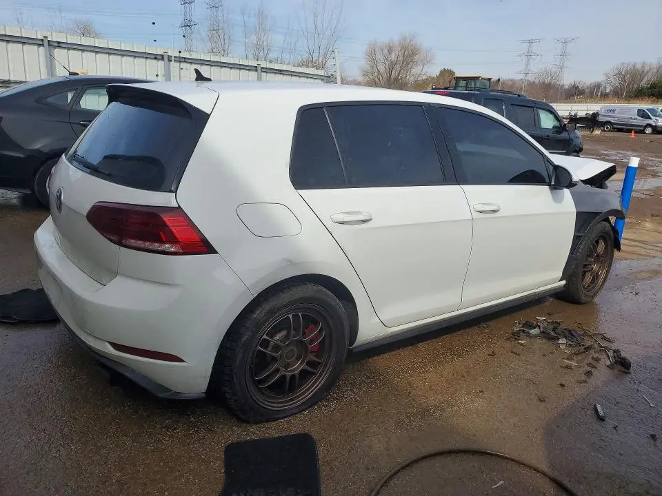 2019 VOLKSWAGEN GTI S  